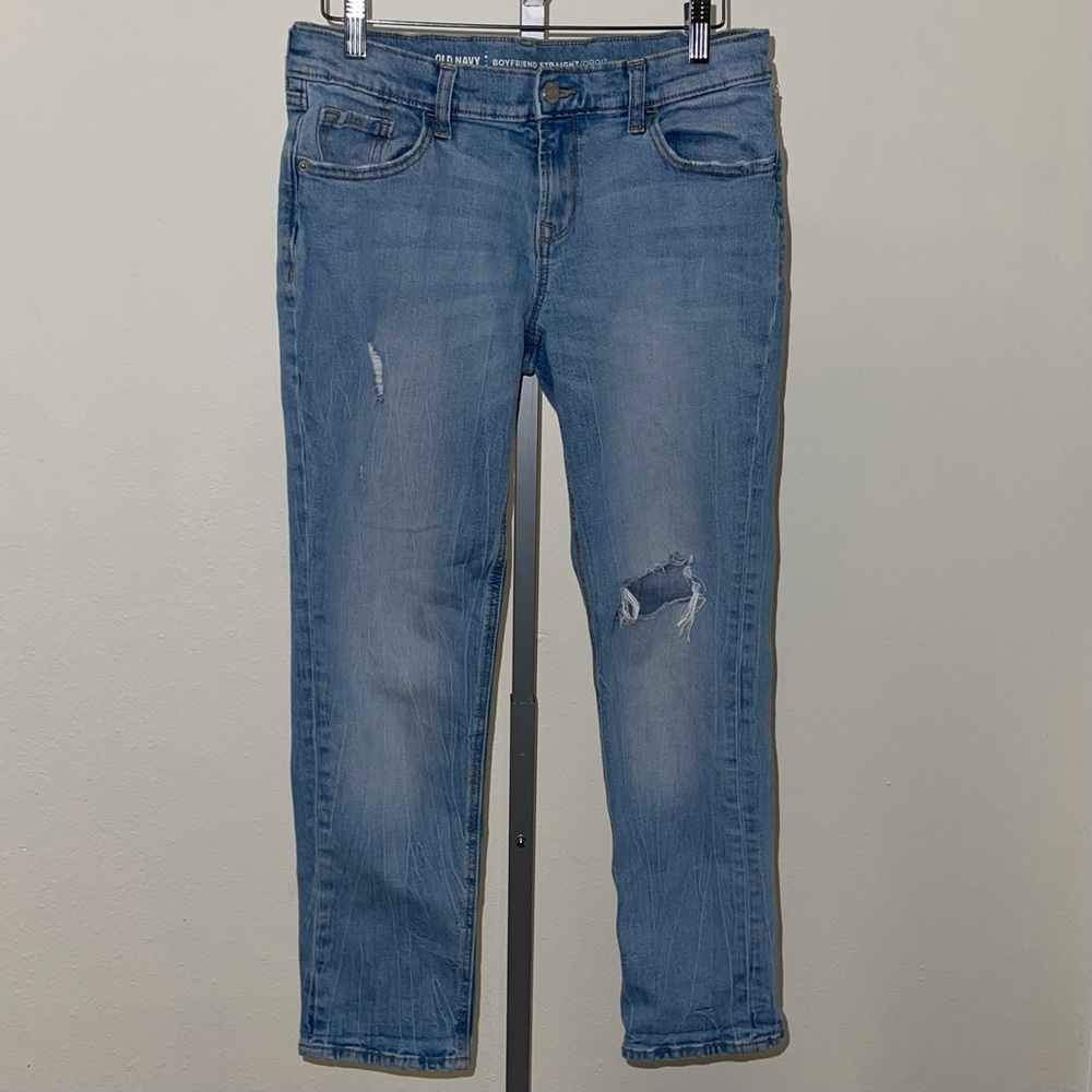 Old Navy Boyfriend Straight Distressed Jeans, 6